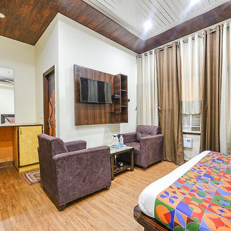 Fabhotel Royal Inn Chandīgarh Exteriér fotografie