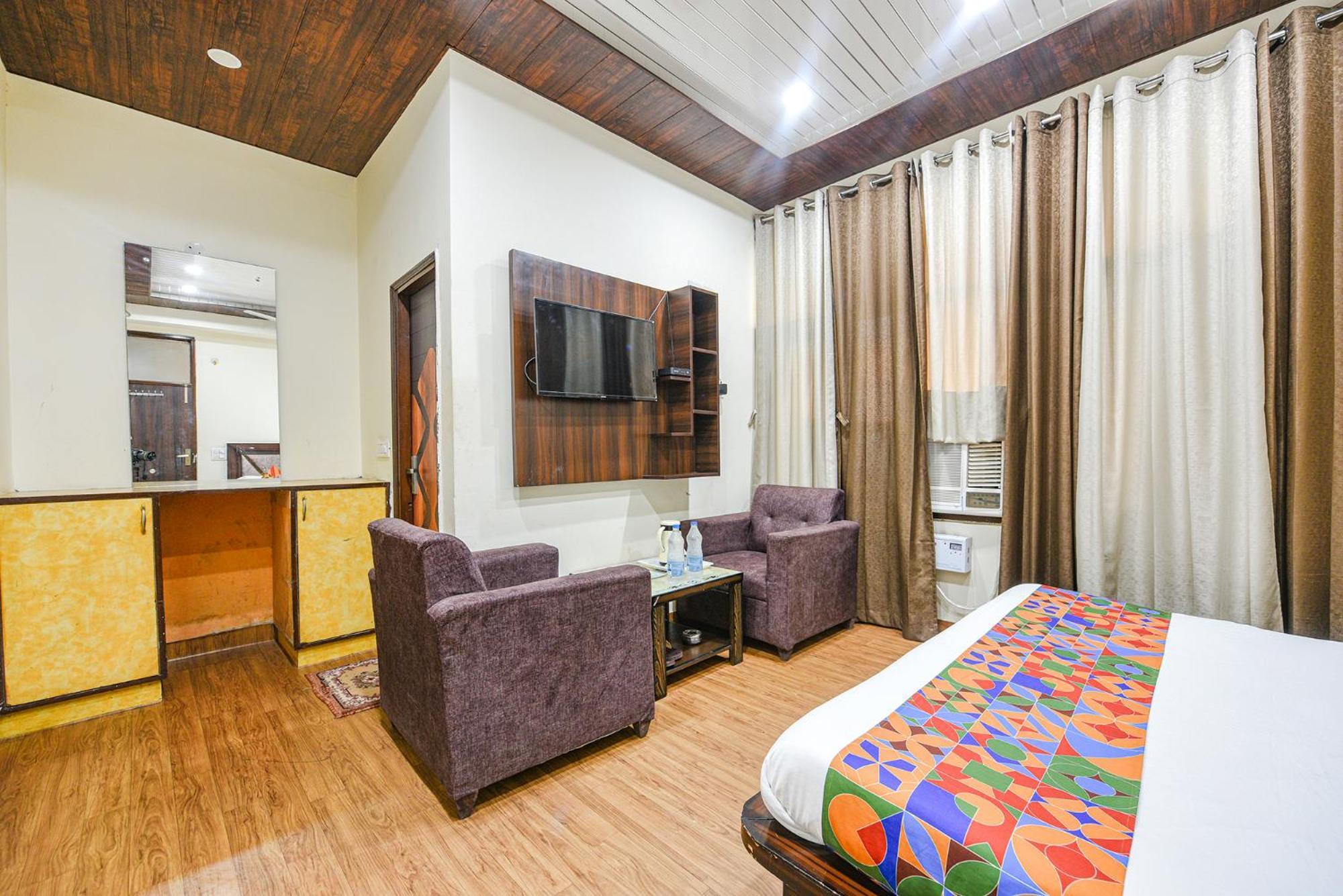 Fabhotel Royal Inn Chandīgarh Exteriér fotografie