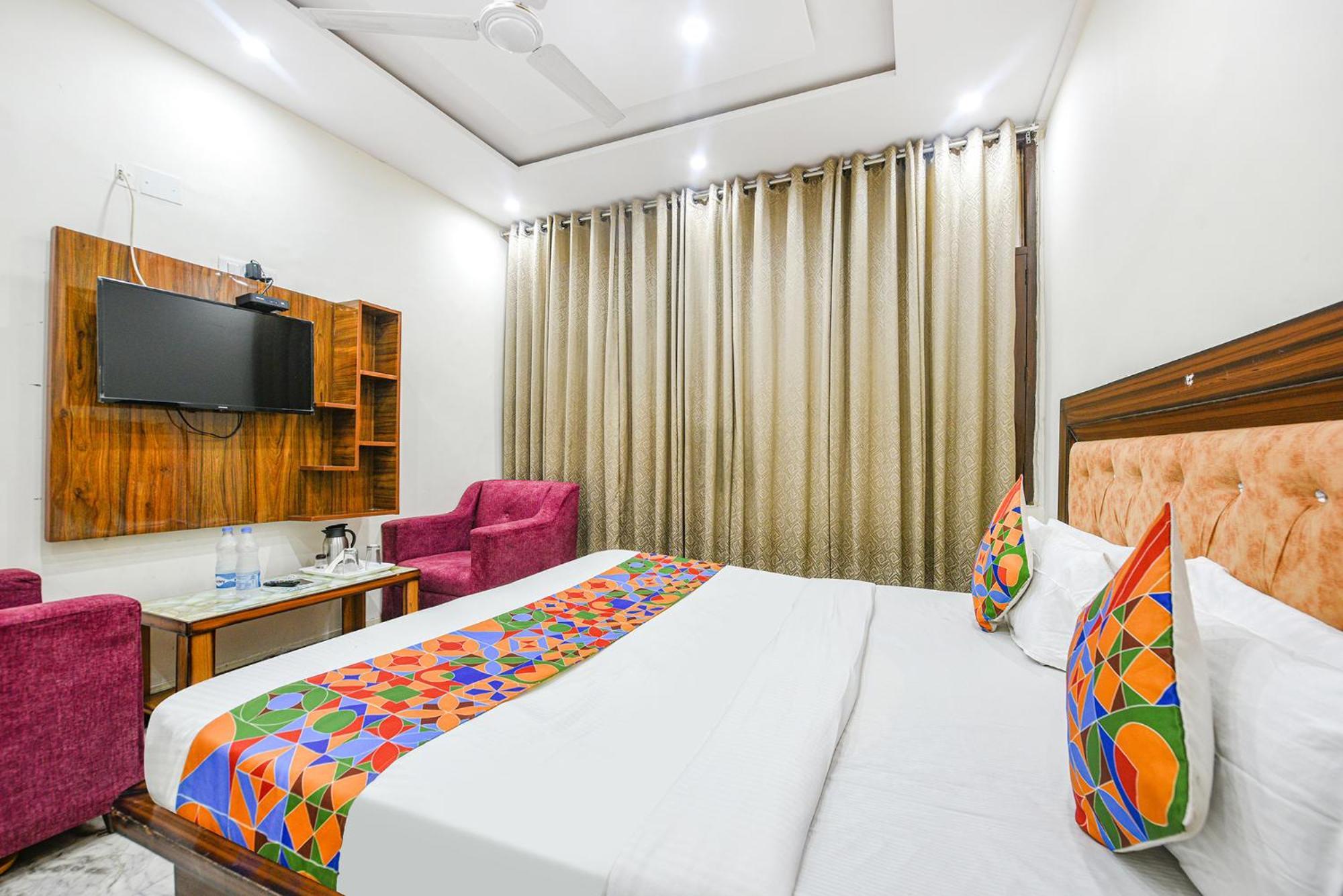 Fabhotel Royal Inn Chandīgarh Exteriér fotografie